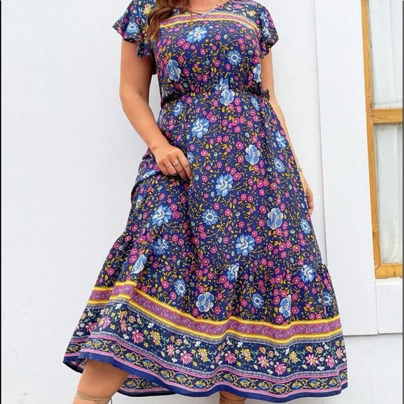 Boho Plus Size Floral Paisley Print V Neck Dress - Picture 9 of 9